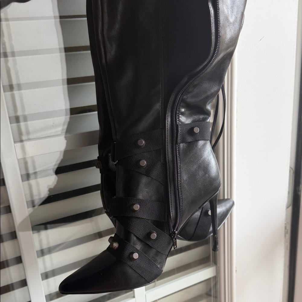 Steve Madden Black Strappy Heeled Boots